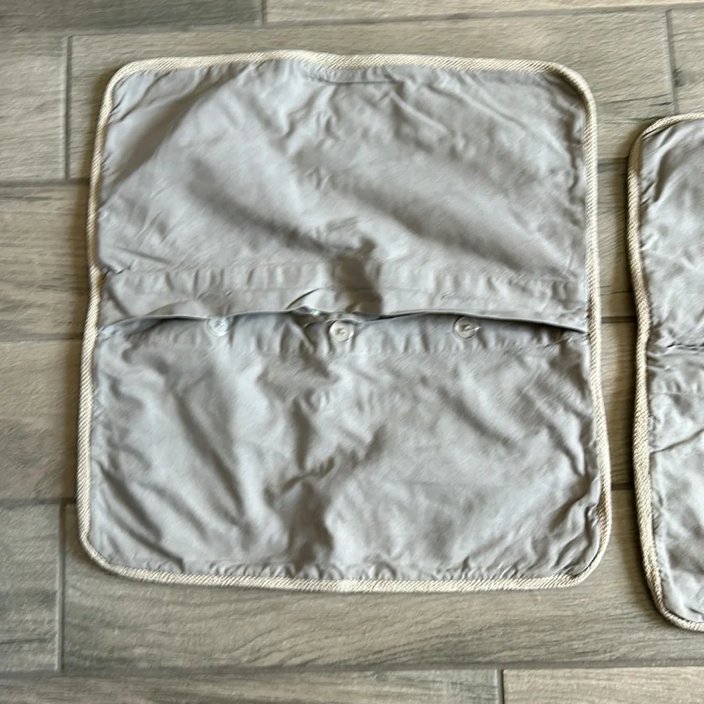 Pottery barn 20 x 20 pillow covers